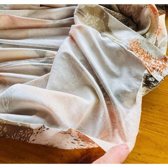 Vintage 80s robe, kaki green, tan, orange abstract floral print, cinched waist - Picture 10 of 10